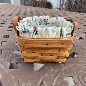 Longaberger small basket with liners
